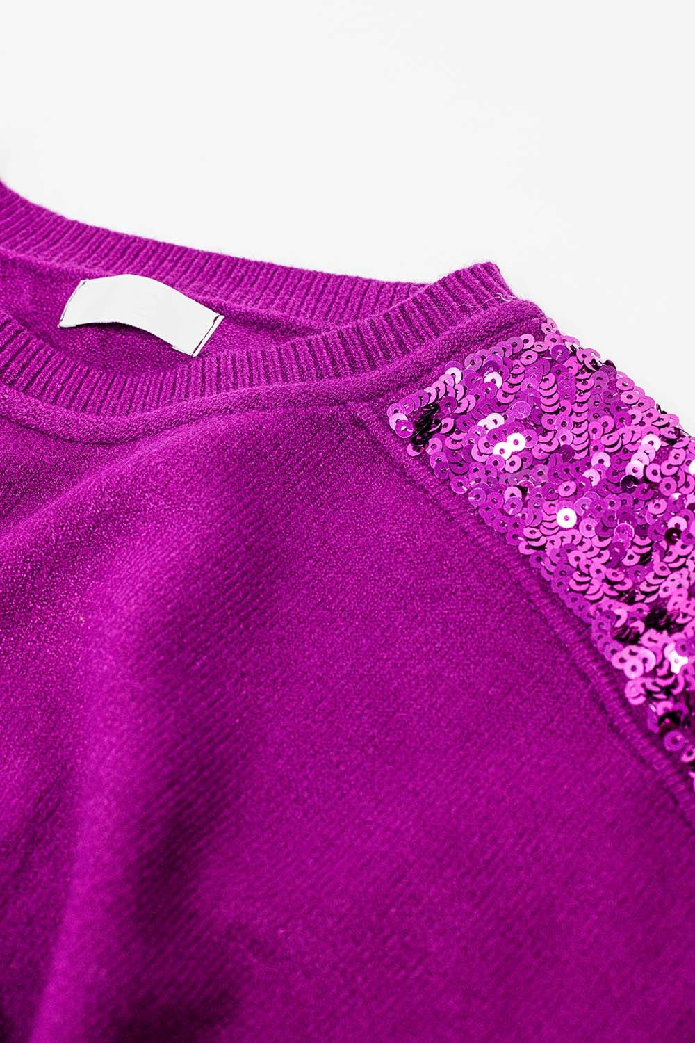 Camisola de mangas compridas fuchsia com lantejoulas nos ombros