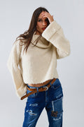 camisola de malha fofa com gola alta em branco