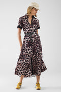 Vestido maxi com botões e pormenor em cetim com estampado de leopardo