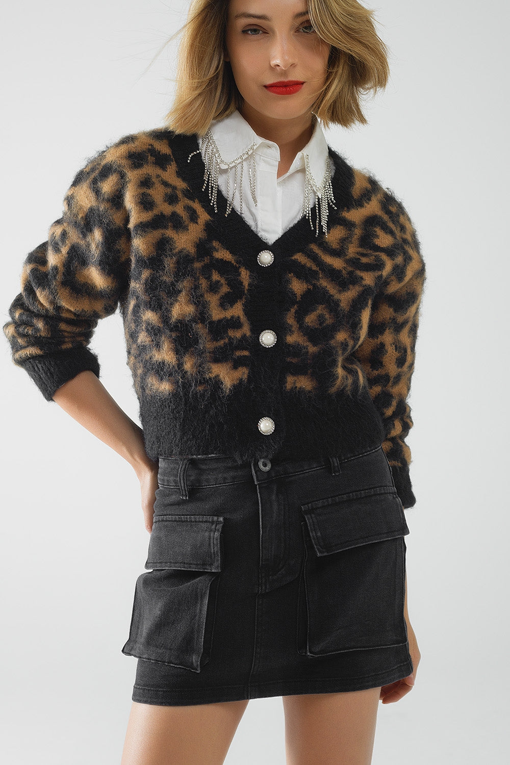 Cardigan estampado de leopardo em malha com lã na cor Camel