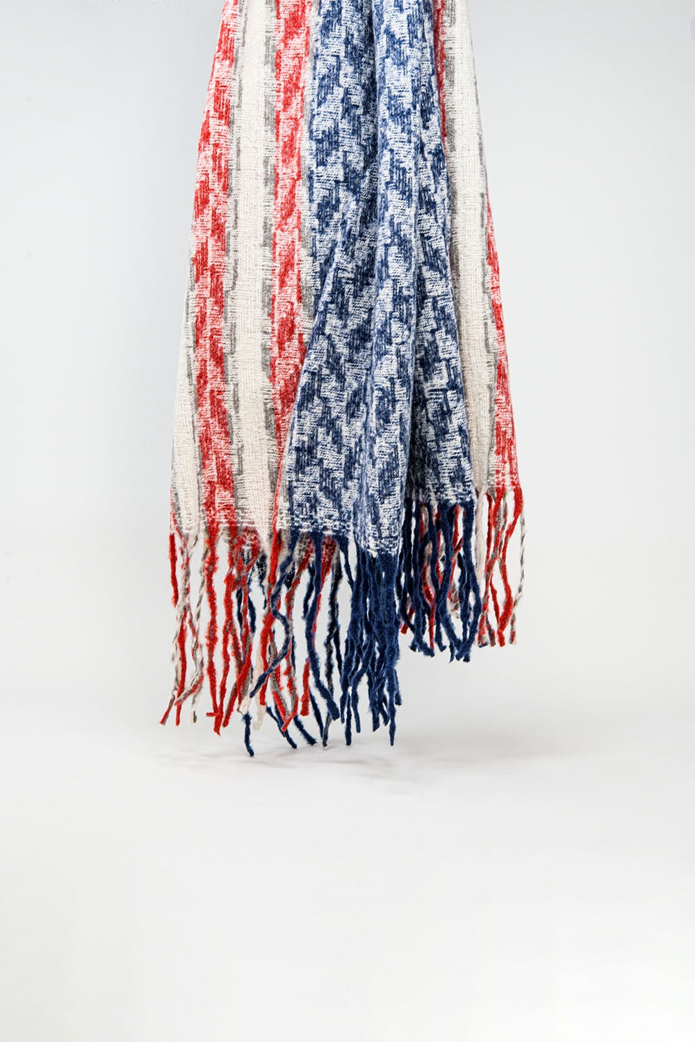 Cachecol estilo americano de xadrez em branco vermelho e azul