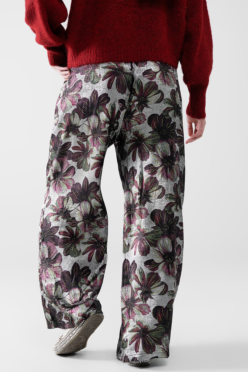 calças de perna larga com estampado floral