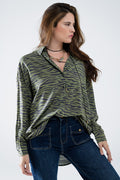 Camisa com estampado de zebra em verde