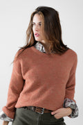 Camisola aconchegante com mangas bufantes em camelo