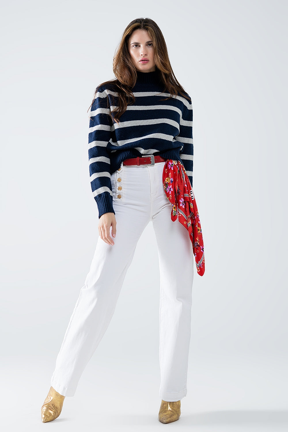 Camisola listrado de gola alta em azul marinho e cinza
