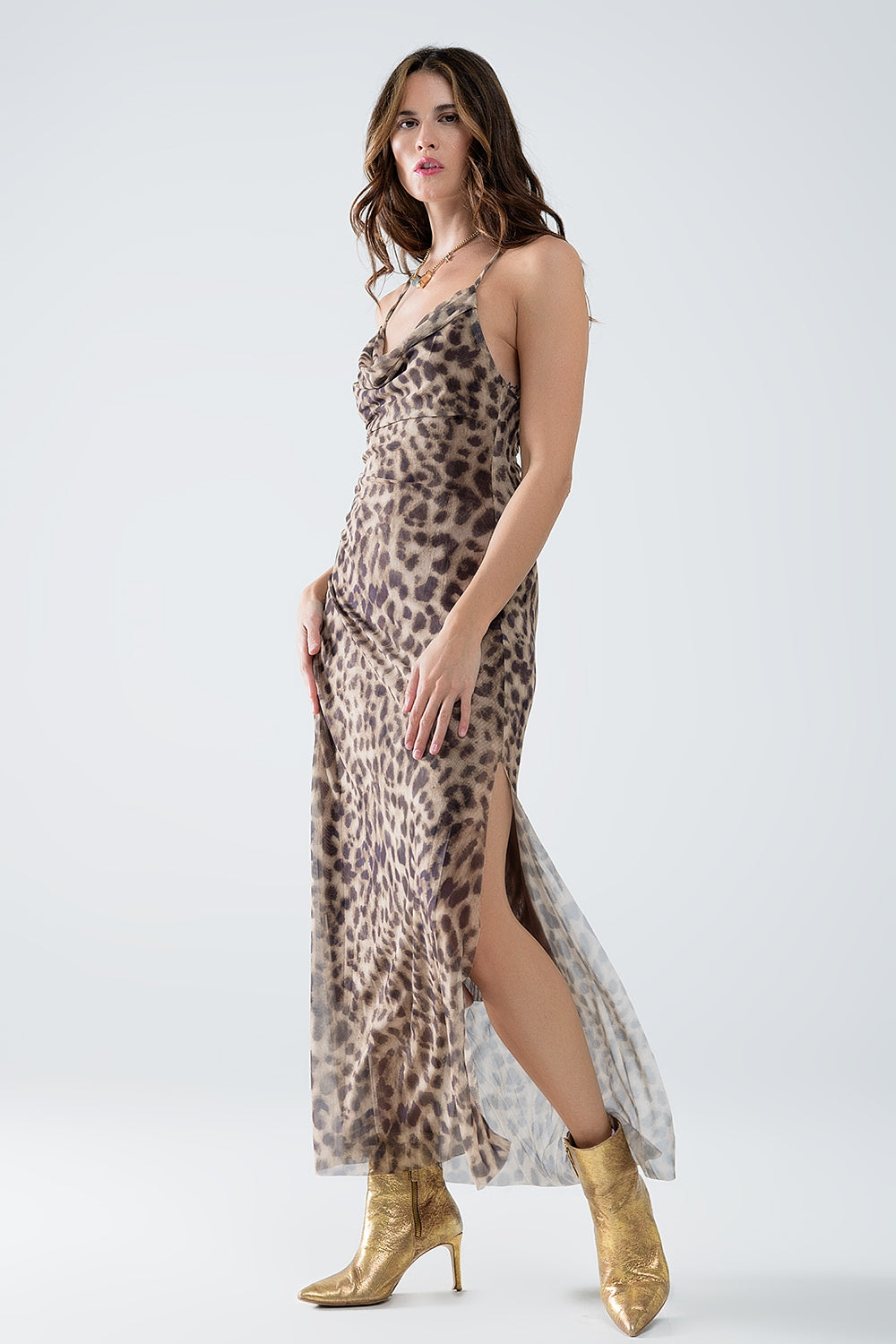 Vestido de alças de leopardo em tecido de malha