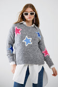 camisola cinzenta com estrelas bordadas