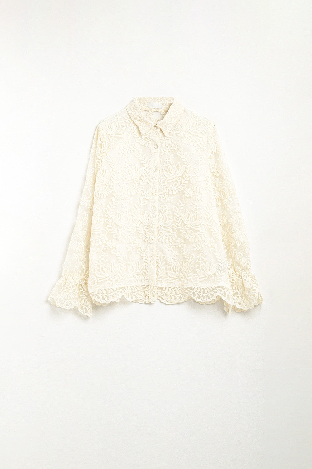 Camisa romântica de renda beige com mangas balão