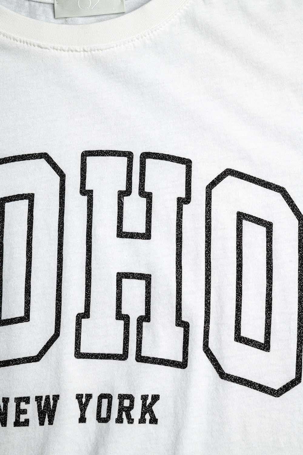 T-shirt branca de tamanho grande com Soho New York na frente