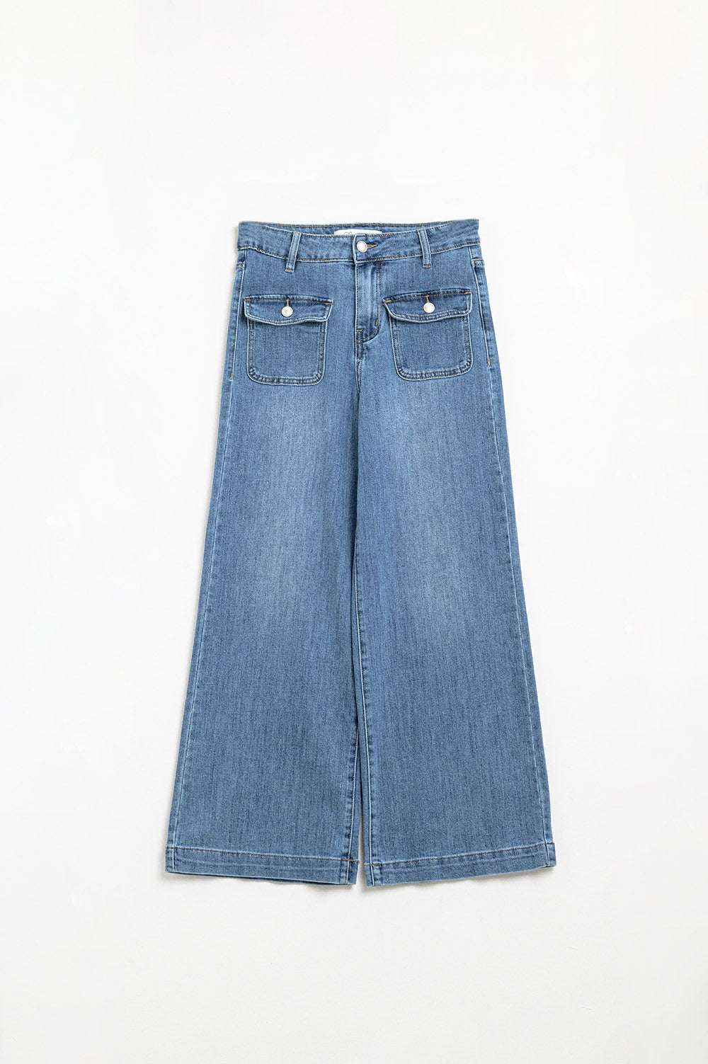 Jeans dritti con tasche posteriori sul davanti