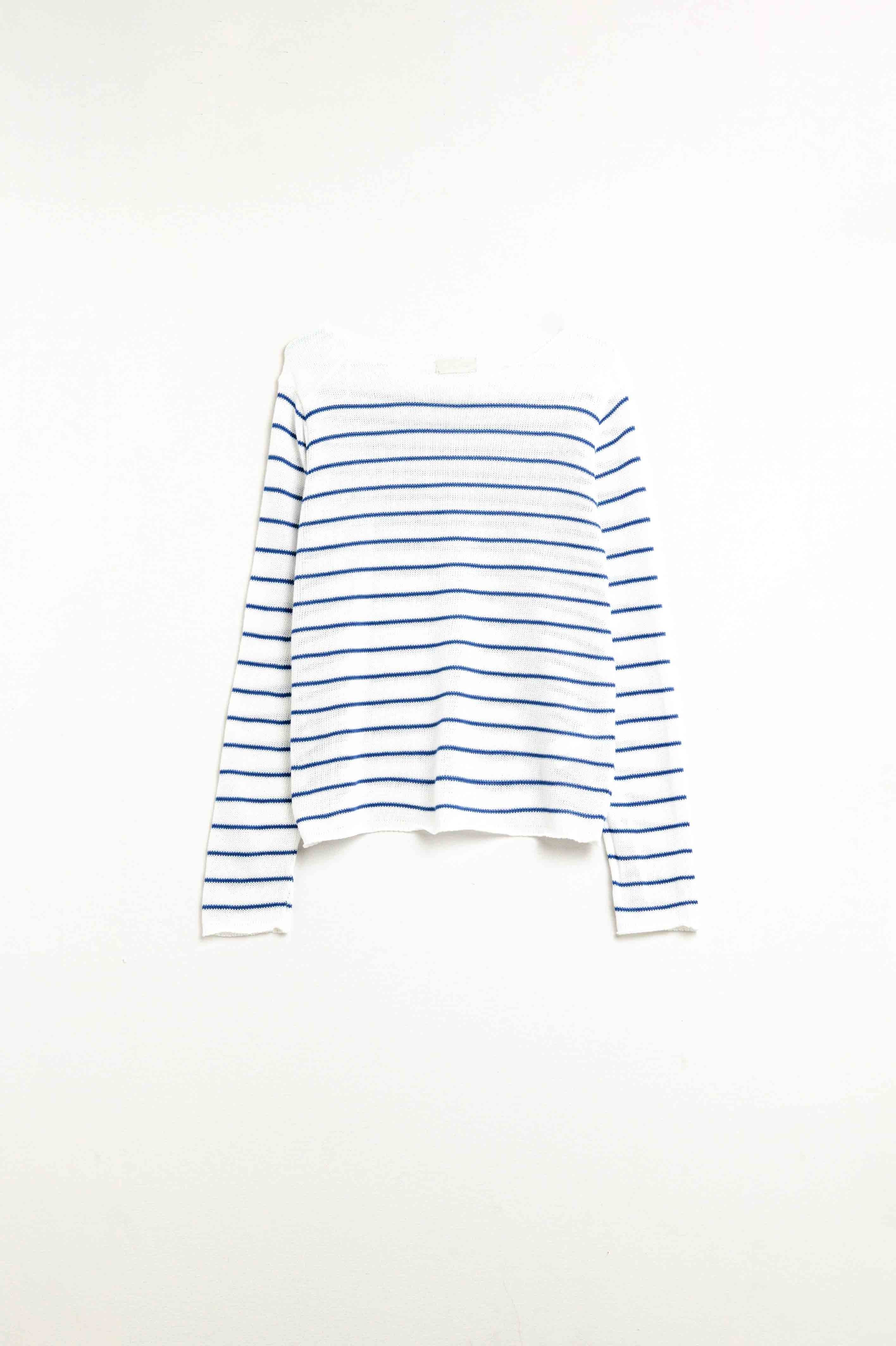 Camisola creme com riscas azuis em malha fina