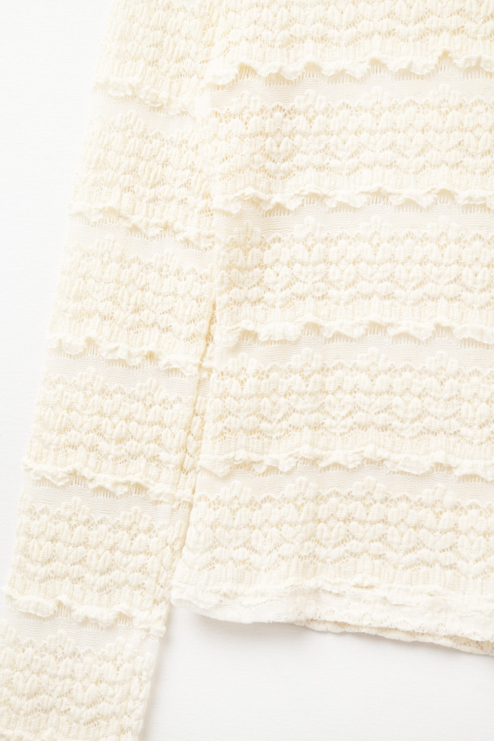 Top de Renda Floral com Gola Redonda em Creme