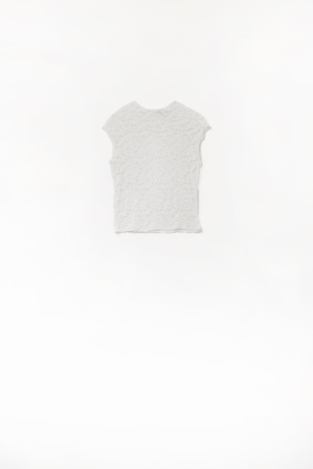 T-shirt romântica com renda e sem mangas em branco