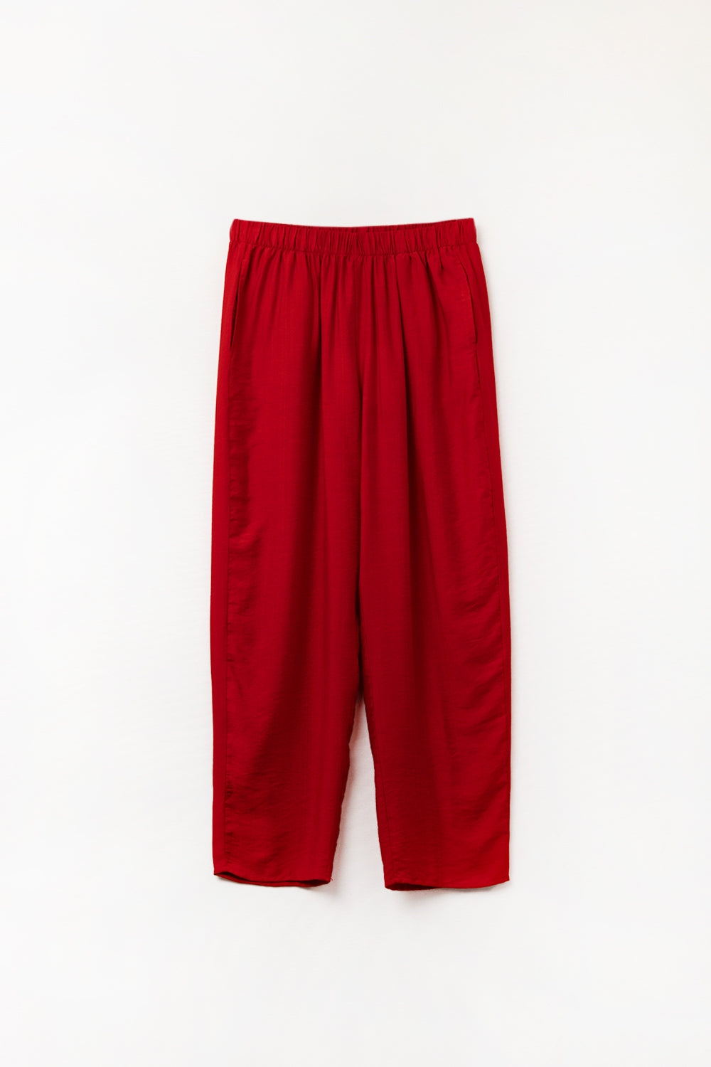 Calças de verão com cintura elástica e bolsos em vermelho