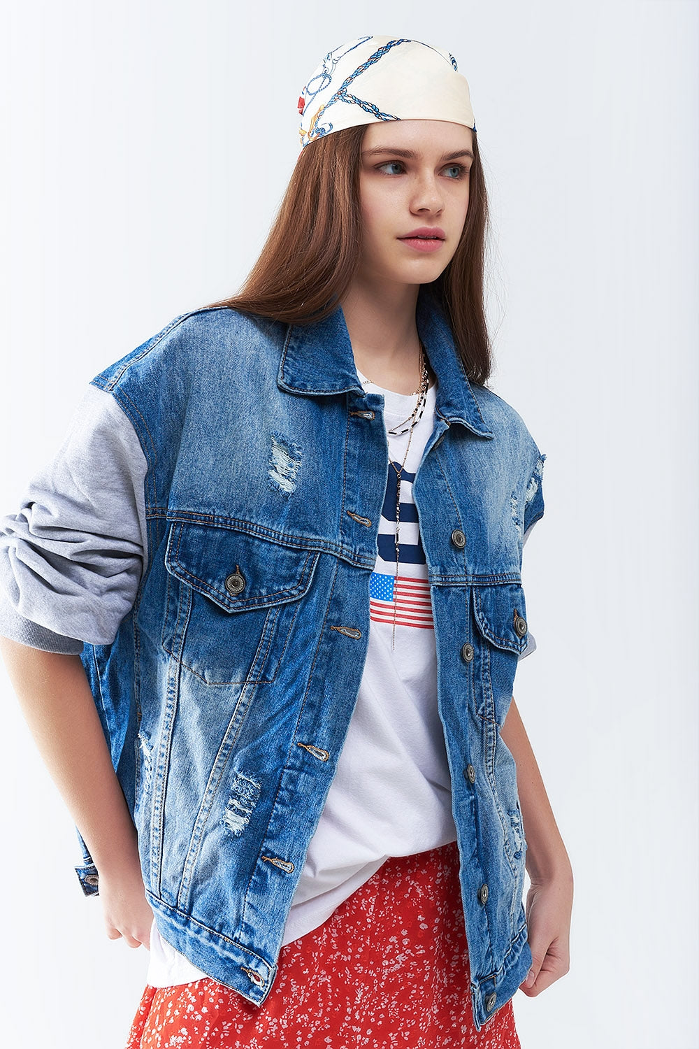 Jaqueta jeans com mangas de tecido jogging