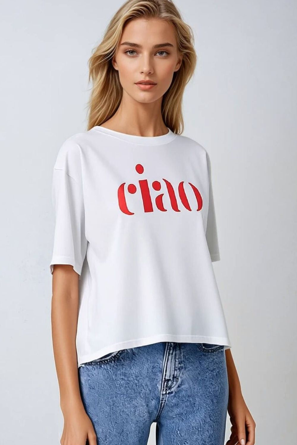 Camiseta de algodão feita na Itália com logotipo Ciao em vermelho