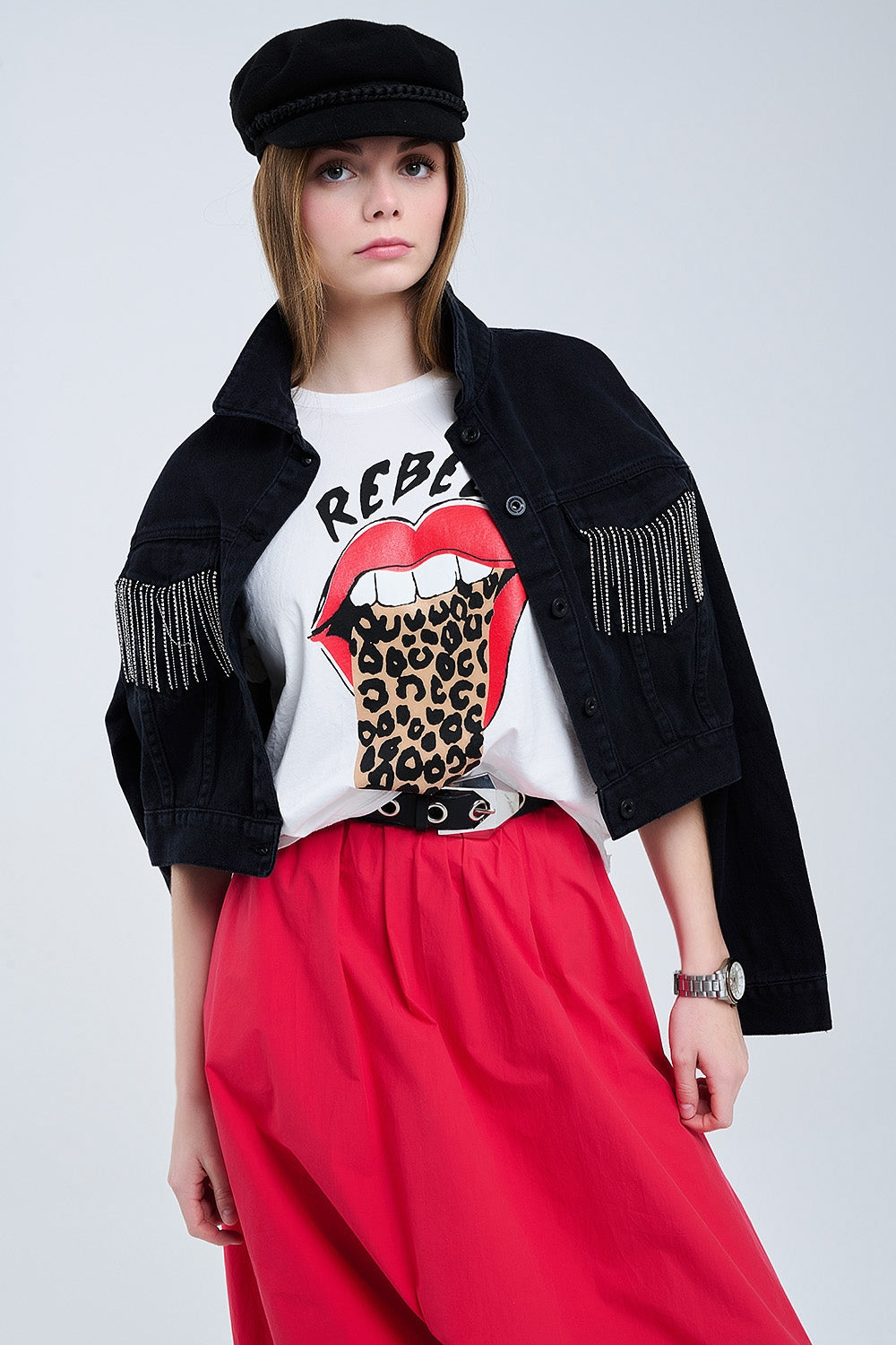 T-shirt branca descontraída com estampado gráfico Rebel e Lips