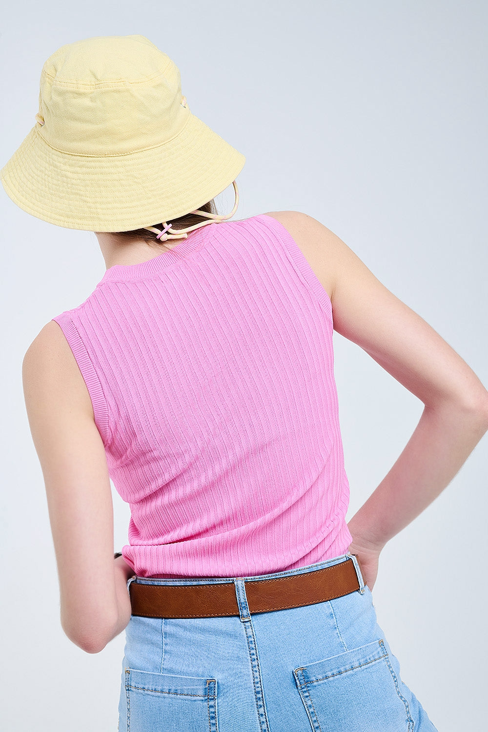 Top de malha com nervuras sem mangas em cor-de-rosa