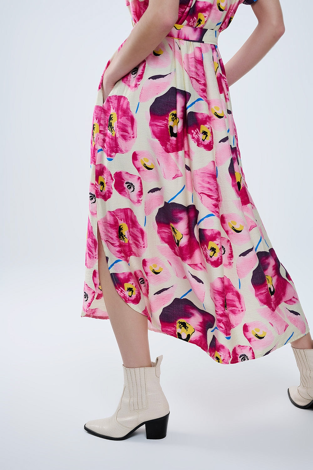 Vestido de camisa com botões com estampado floral em fúcsia
