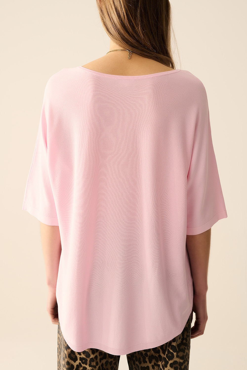 Camisola oversized em cor-de-rosa com mangas até ao cotovelo