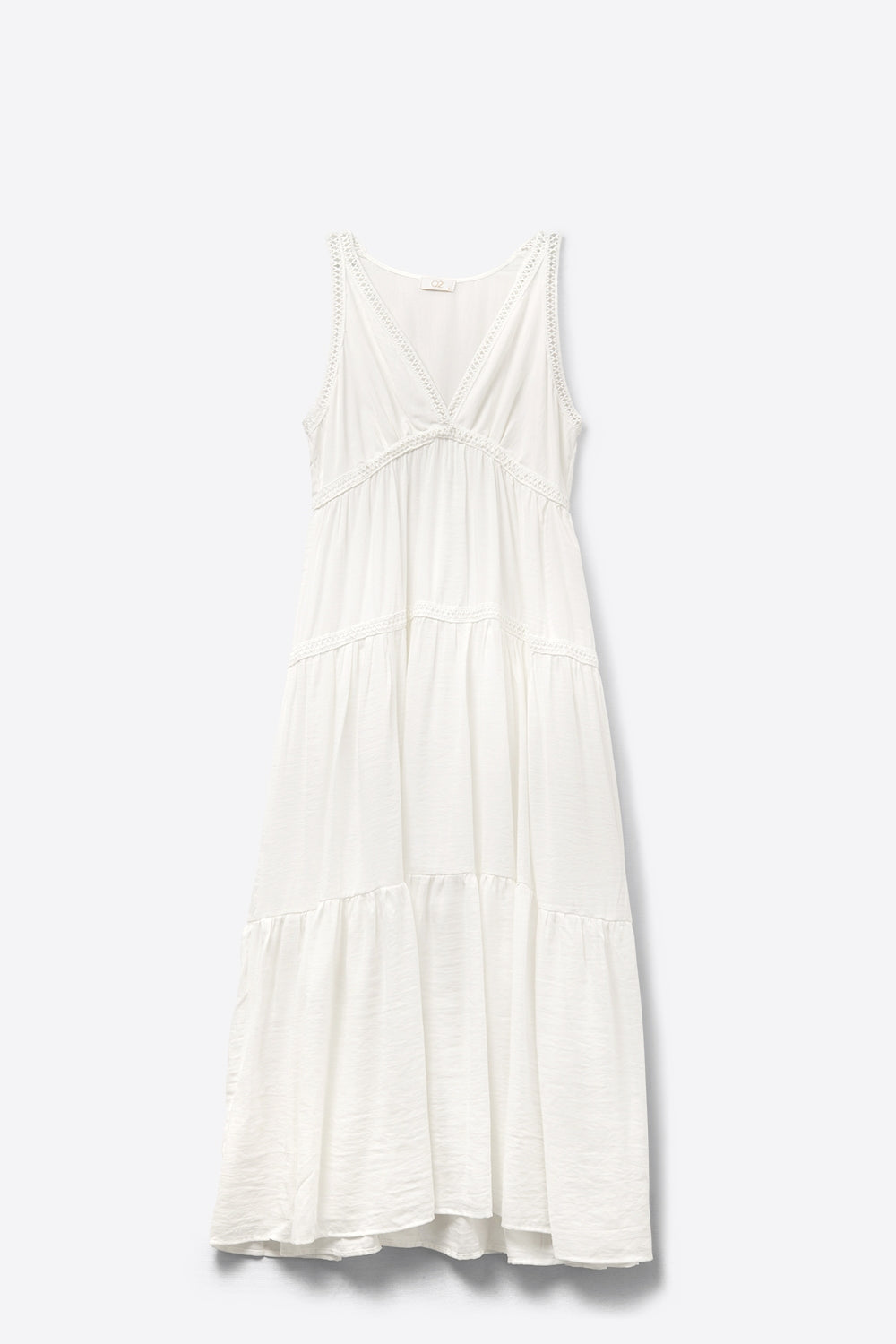 Vestido Maxi branco com pormenores em renda e estilo boho