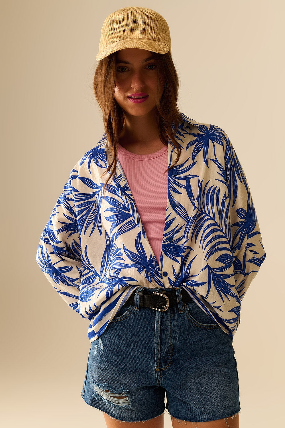 Motivo Tropical Blusa Relaxada em Azul e Branco