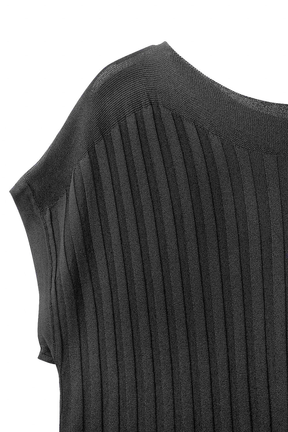 Camisola preta de malha fina com gola redonda