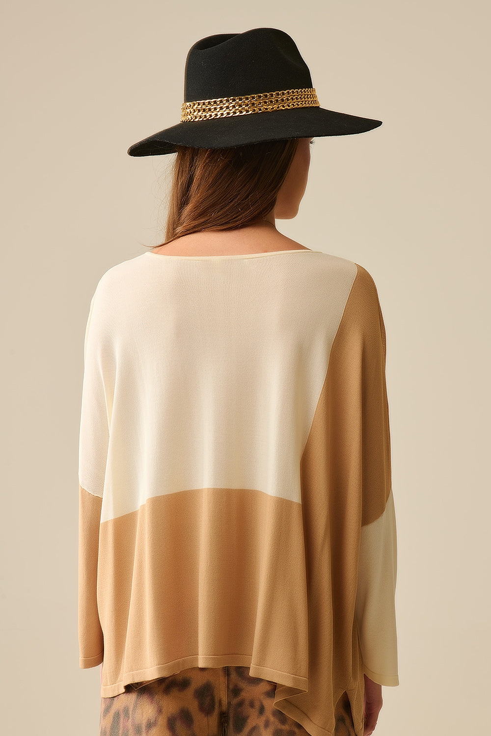 Camisola com asas de morcego em blocos de cores Branco e camel