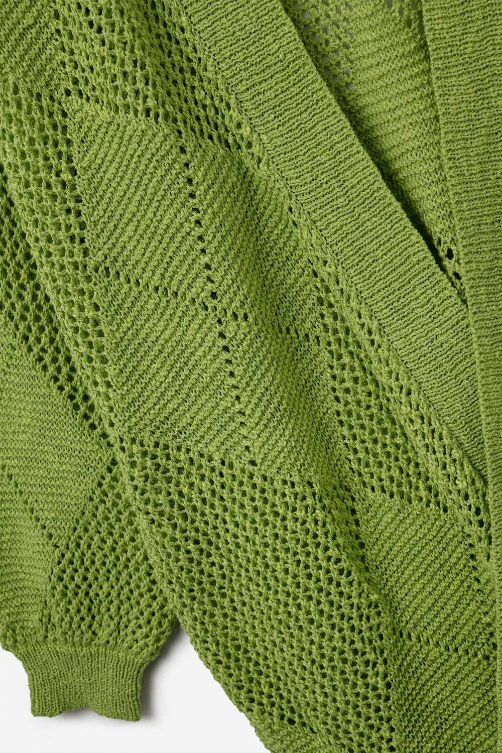 Casaco drapeado verde-limão com desenho em croché