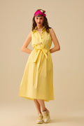 Vestido midi de popelina amarelo com botões prateados em forma de coração