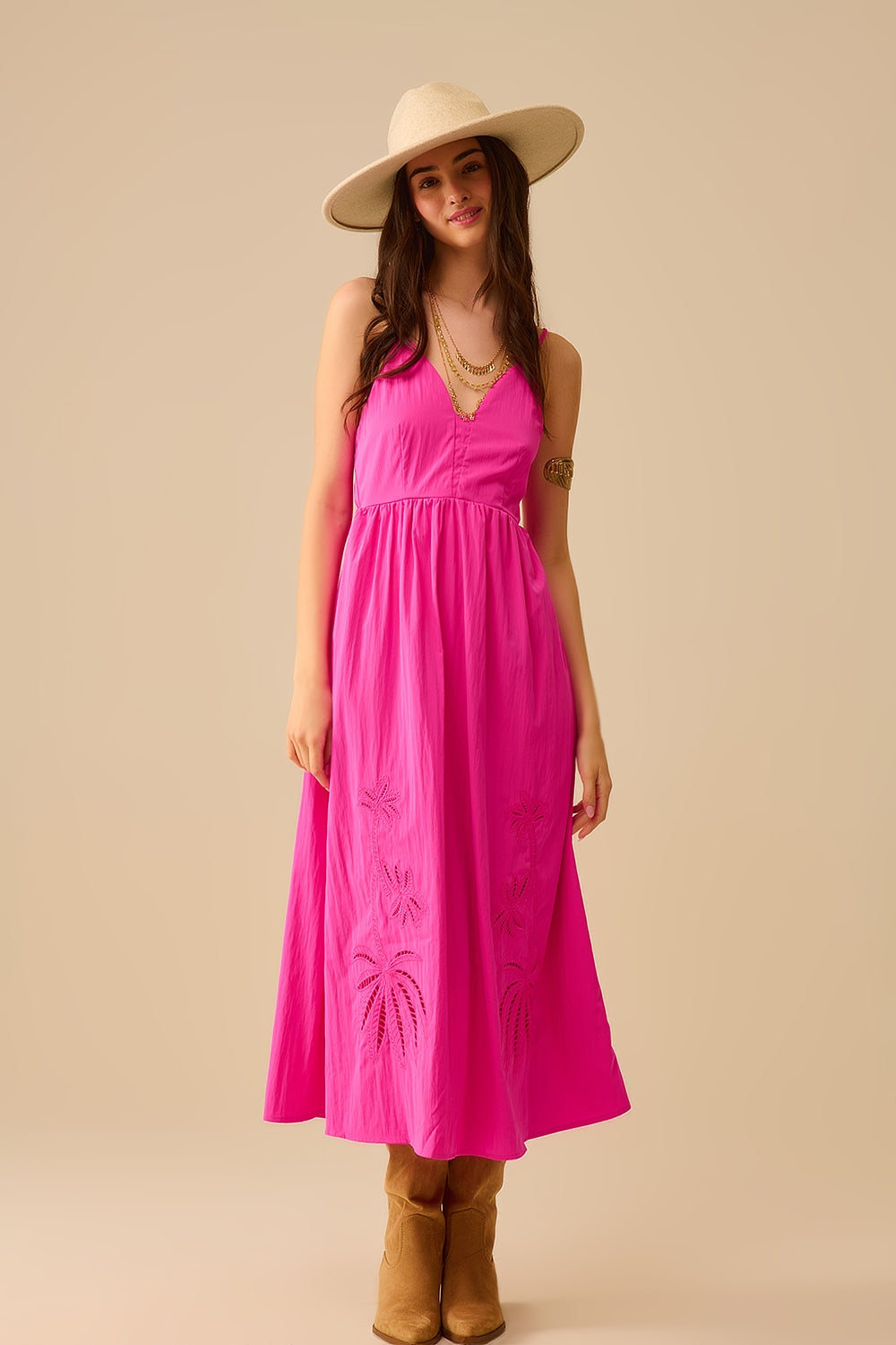 Vestido maxi Fucshia com palmas bordadas