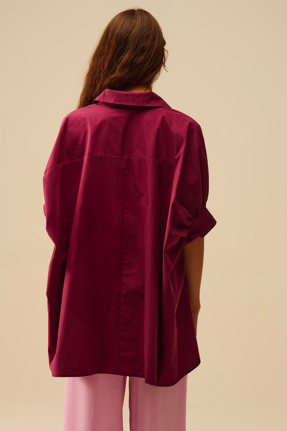 Blusa oversized borgonha com manga curta