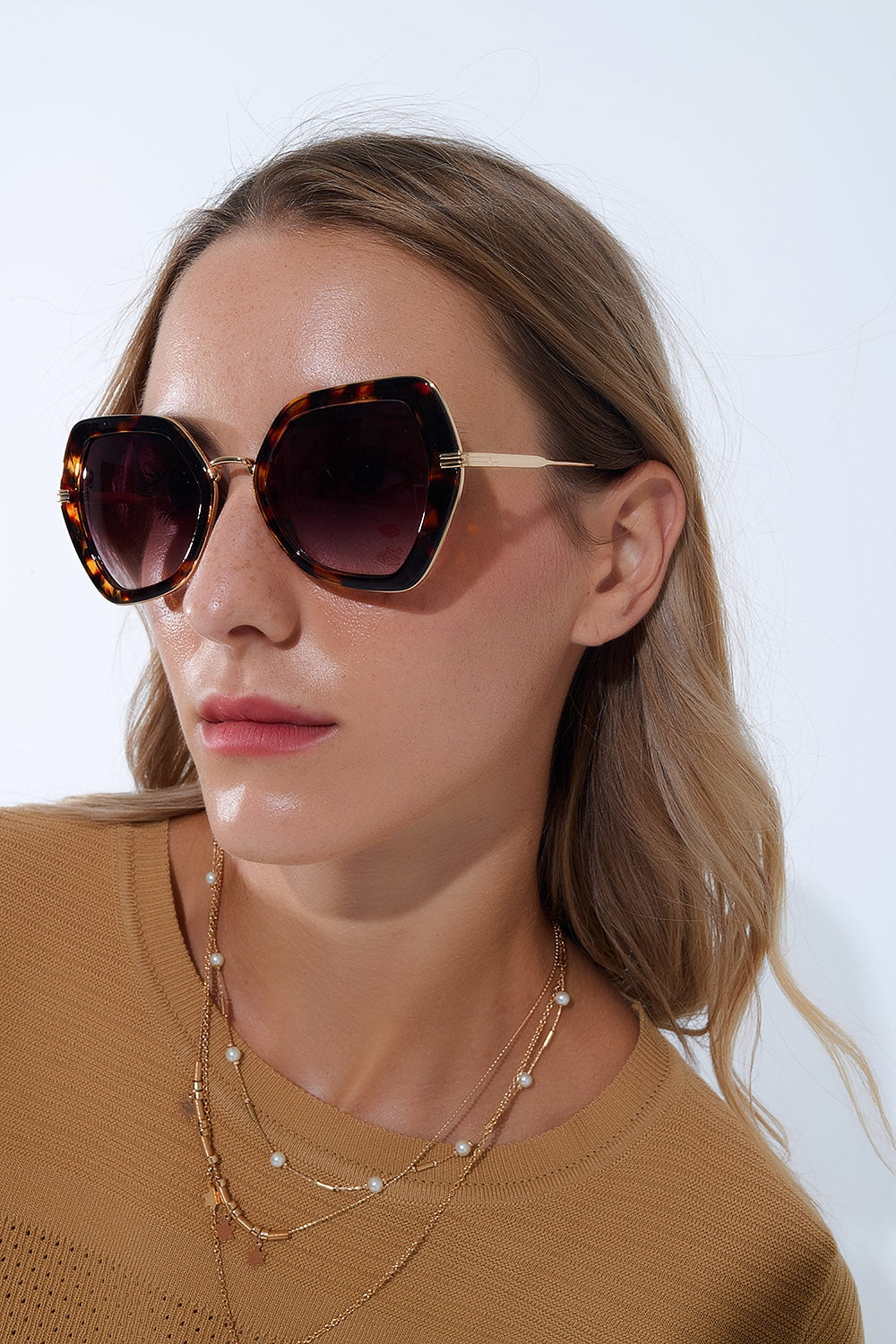 Extra Large Hexagonal Cat Eye Sunglasses em pele de tartaruga