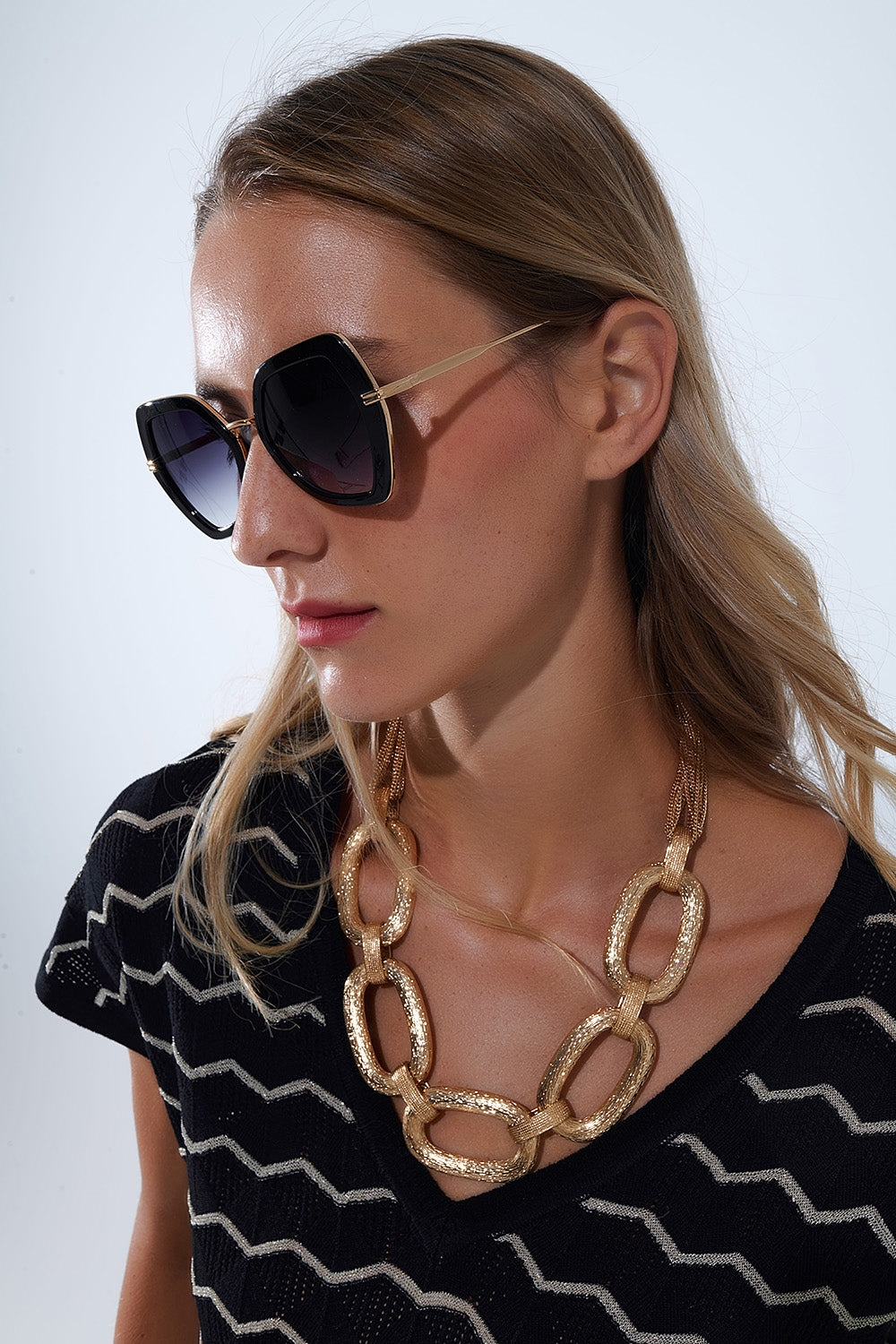 Extra Large Hexagonal Cat Eye Sunglasses em preto