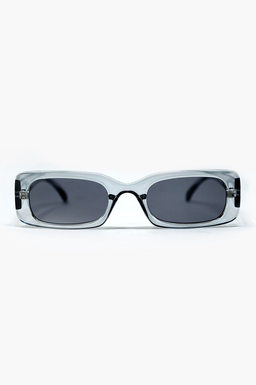 Óculos de sol rectangulares cinzentos transparentes com lentes fumadas escuras