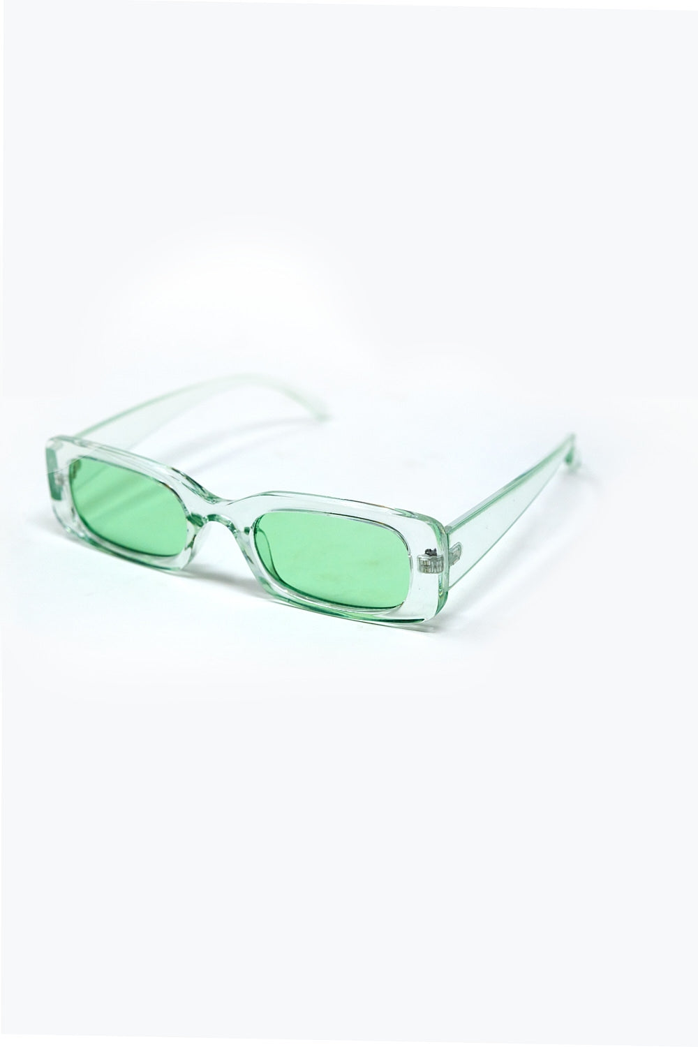 Óculos de sol rectangulares verdes transparentes com lentes verdes fumadas