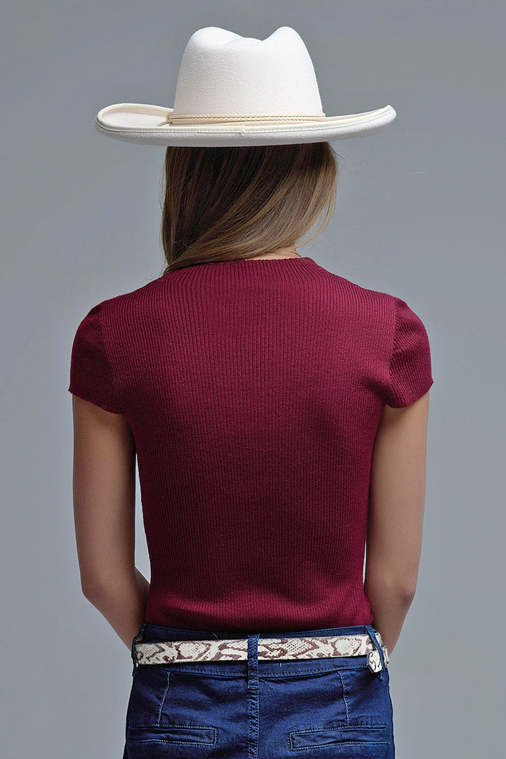 Camisola de malha com pregas e peso pluma cor de vinho