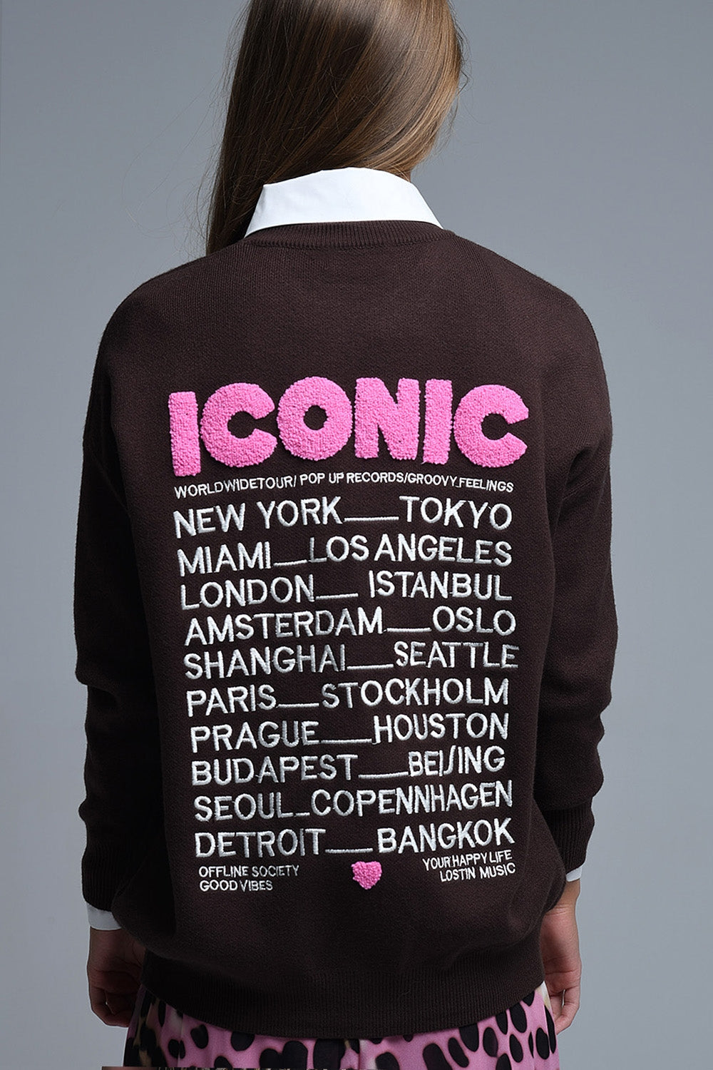 Camisola ICONIC bordada com impressão nas costas da Global Tour