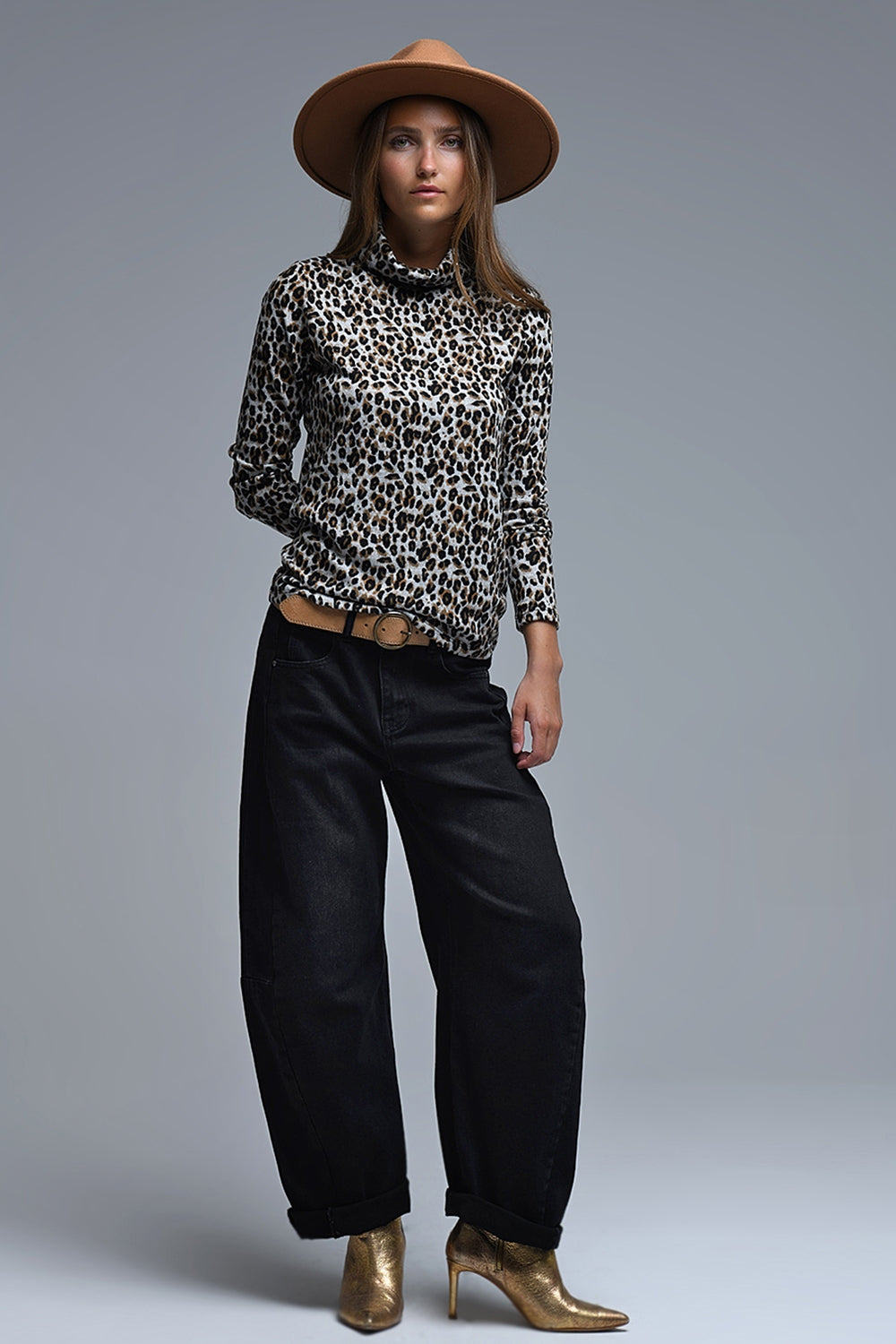 Top de gola alta de manga comprida com estampado de leopardo castanho