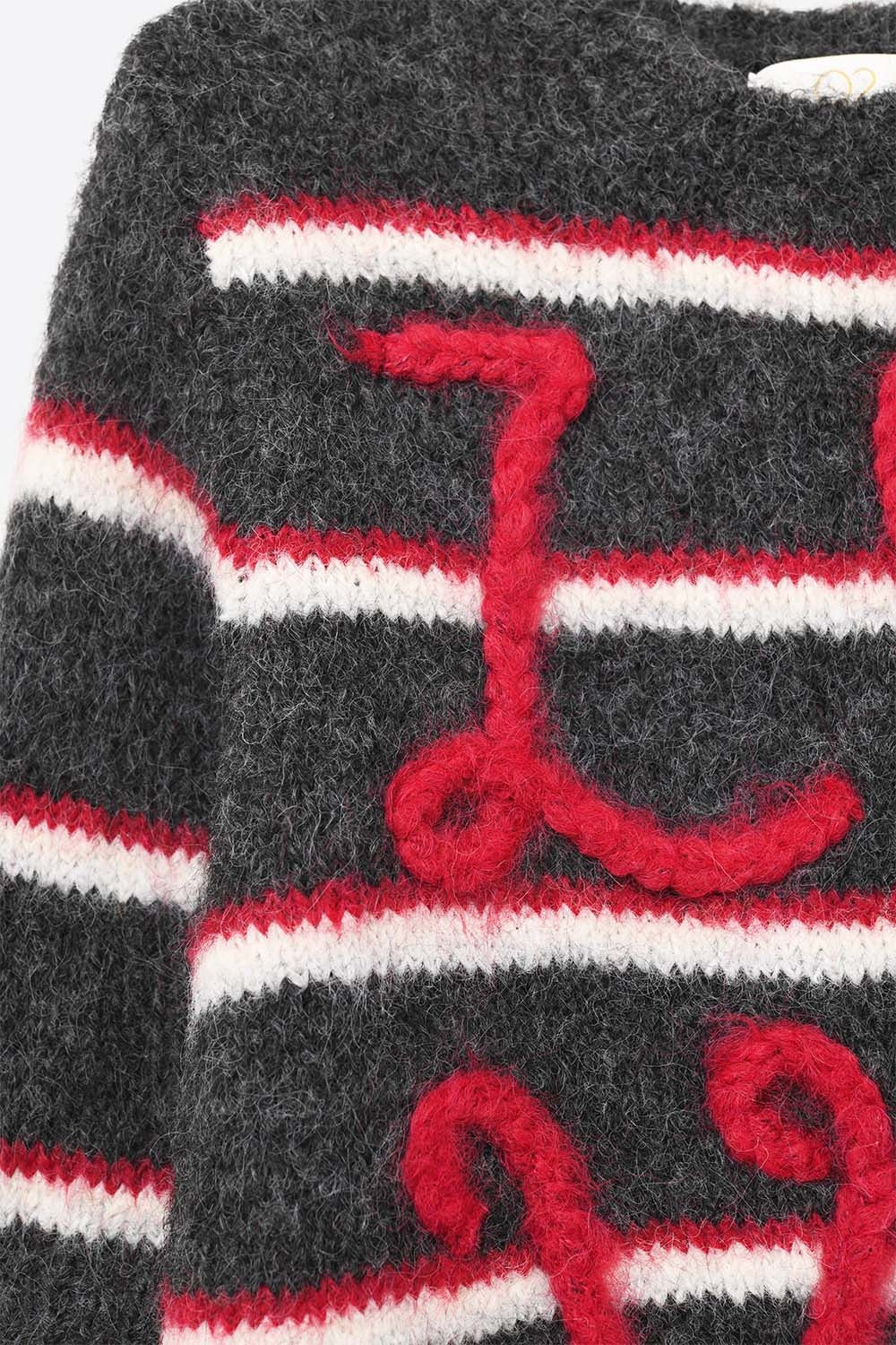 Camisola de manga curta bordada com amor em cinzento escuro