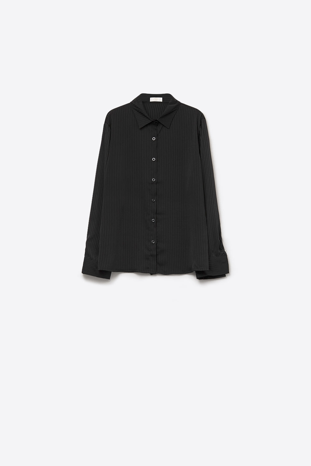 Camisa elegante de cetim às riscas pretas