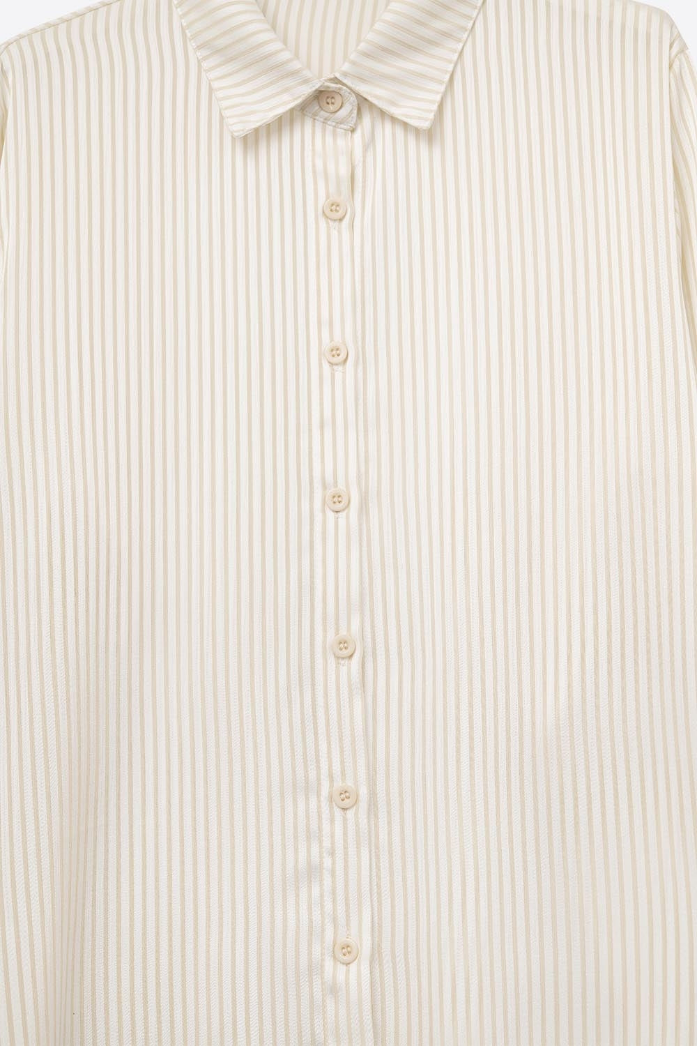 camisa de cetim listrada bege de tecido macio
