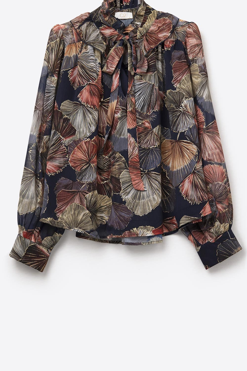 Blusa com folhos estampada Boho-Chic em estampado de palmas metálicas