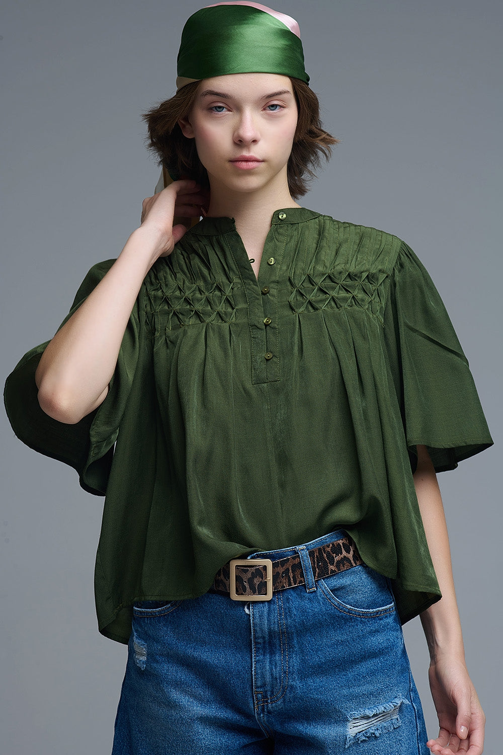 Blusa verde descontraída de estilo boho com pormenores bordados