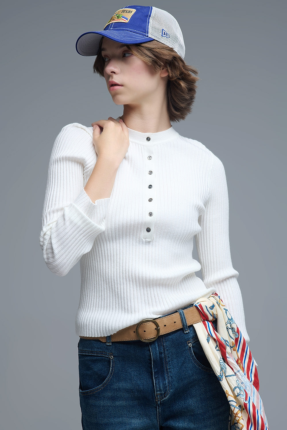 Camisola com nervuras de manga comprida henley em branco