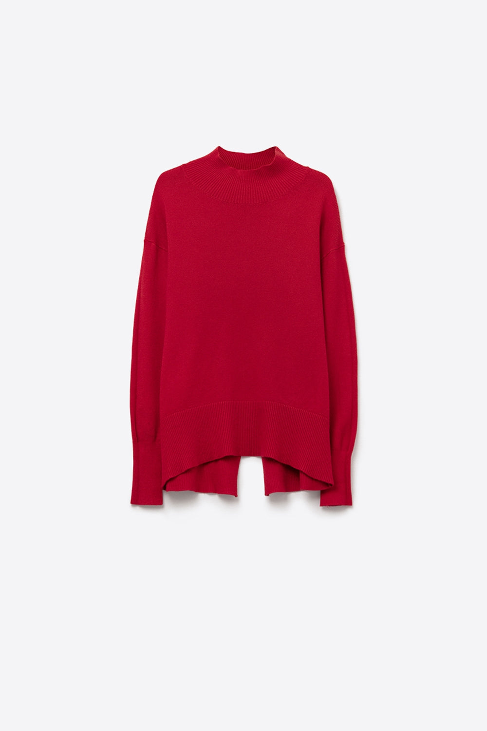 Camisola vermelha solta com pormenor de abertura nas costas