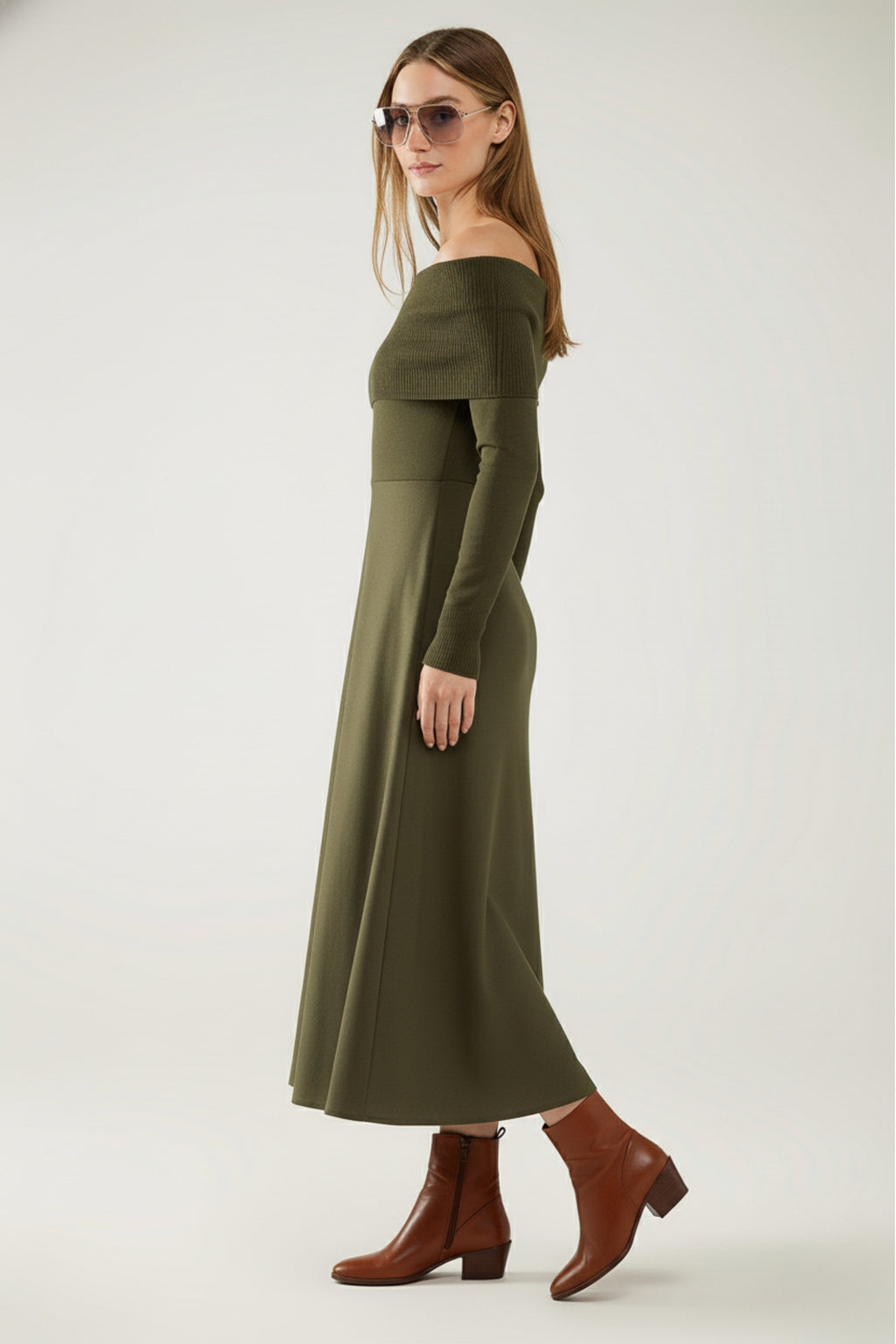Vestido Maxi Bardot largo de malha em caqui