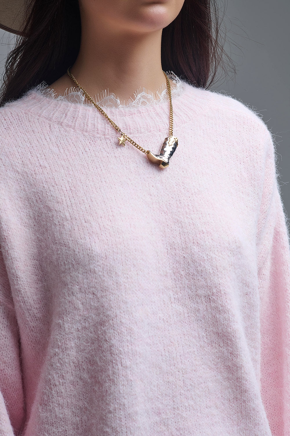 Camisola comprida oversized cor-de-rosa com pormenores de renda nos punhos e no pescoço