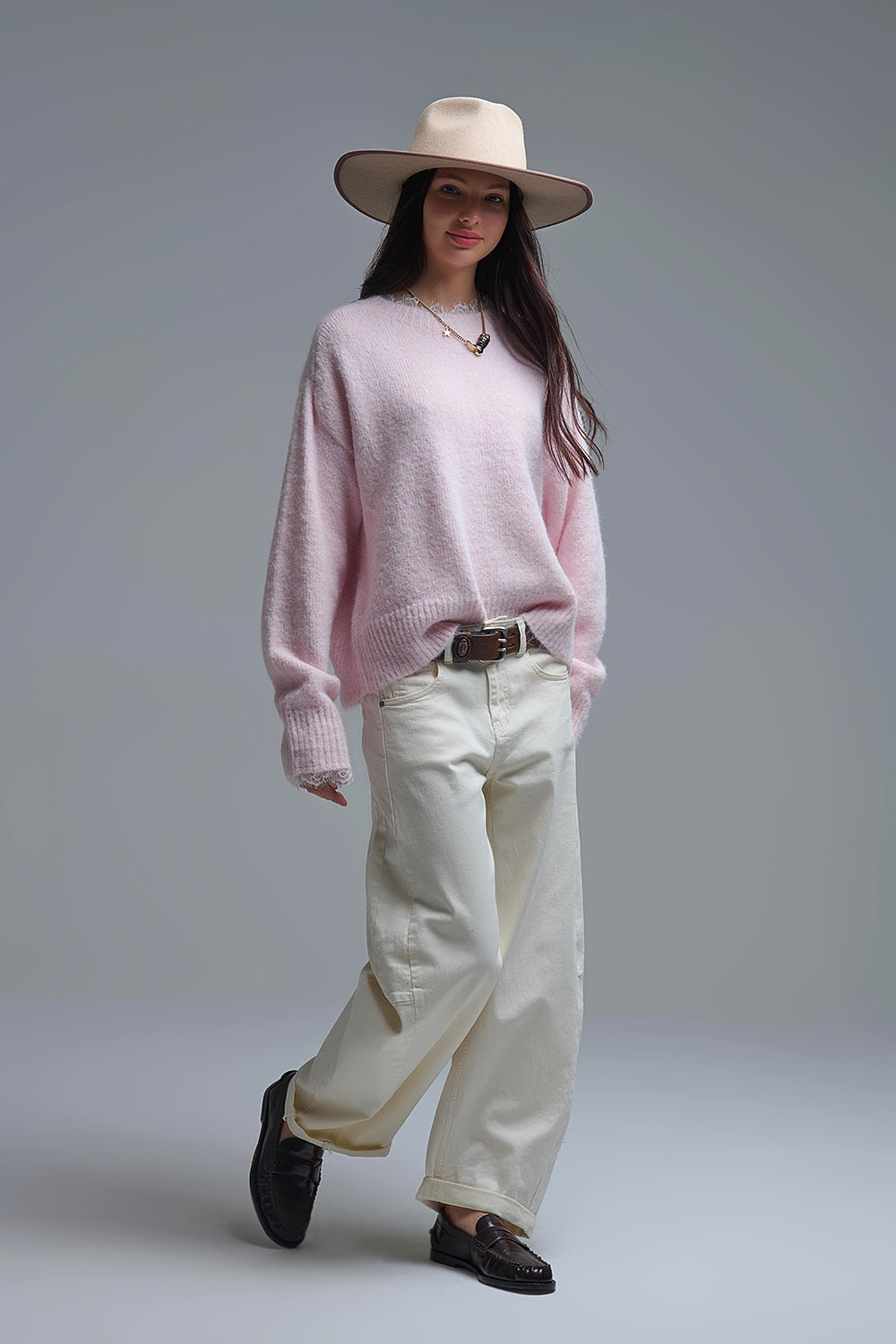 Camisola comprida oversized cor-de-rosa com pormenores de renda nos punhos e no pescoço