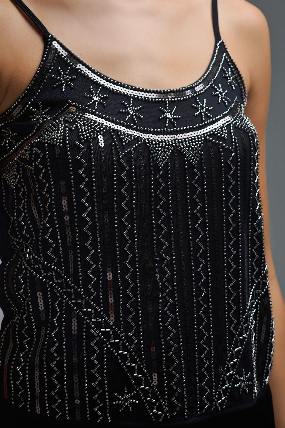 Cami Top vintage bordado com lantejoulas em preto